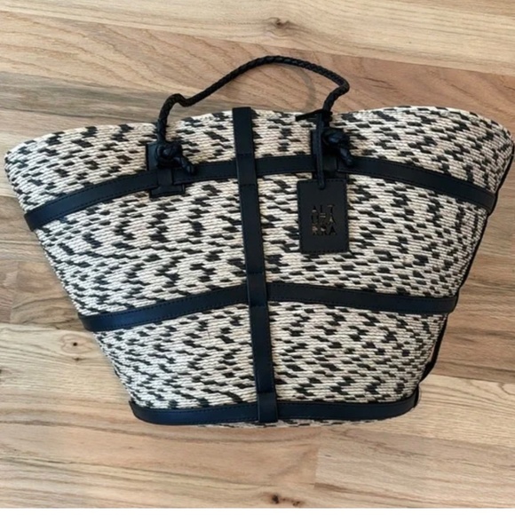 Altuzarra Large Watermill Tote in Black - Picture 4 of 4